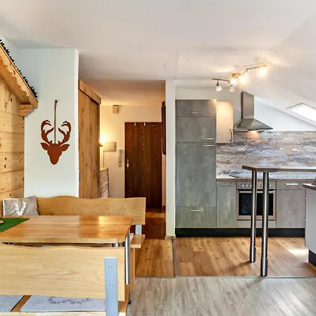 Johannas Alm Apartment *